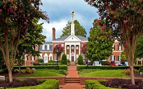 Virginia Crossings Hotel, Tapestry Collection By Hilton